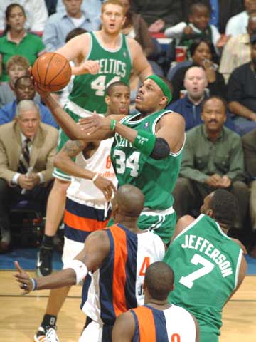 再次扳平了 再次扳平了