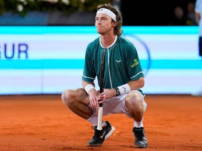 攻与坚韧的 攻与坚韧的