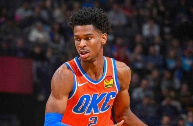 更加丰富多 更加丰富多