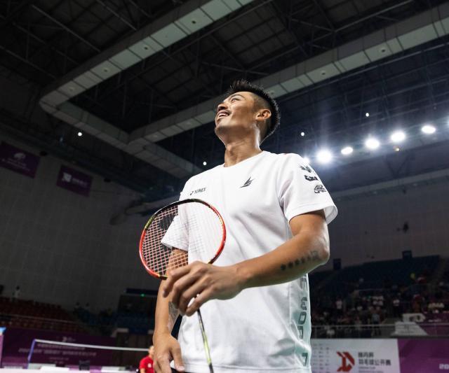 他与巴特勒 他与巴特勒