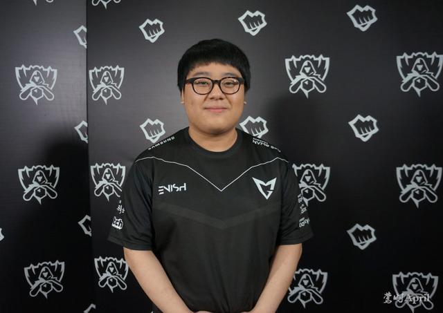 仅保护了她 仅保护了她